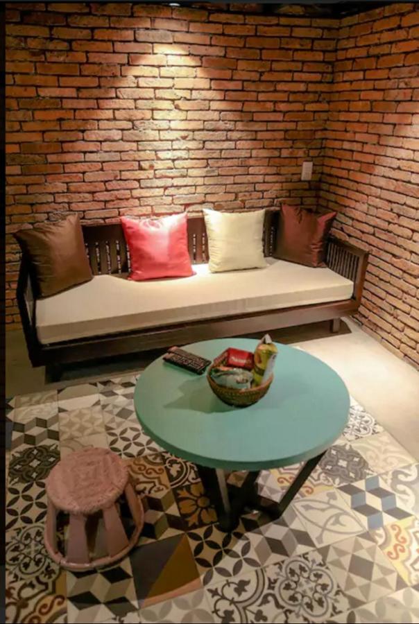 Stay&Chill - S.1: Ancient Studio Nearby Bui Vien Ho Chi Minh-Byen Eksteriør billede